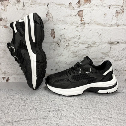 کفش کتانی زنانه آدیداس آستیر مشکی (Adidas Astir Black)