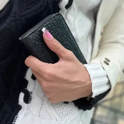 کیف جا کارتی زنانه و دخترانه تک زیپ کوچک سنگی مشکی مدل MSN92-39