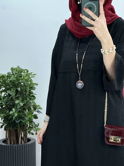 مانتو بلند مغزی دوزی بهسا مشکی 1