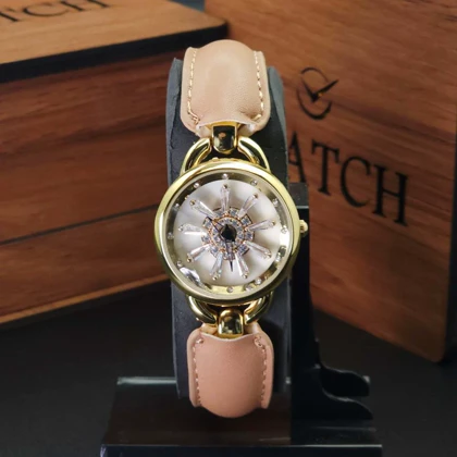 ساعت مچی زنانه چوپارد Chopard رینگی اسپینری با موتور کوارتز باکیفیت