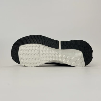 کفش پیاده روی نایک زوم ایکس مشکی قرمز