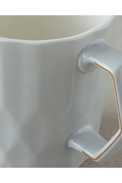 ماگ پرسلان English Home مدل Hestia New Bone China
