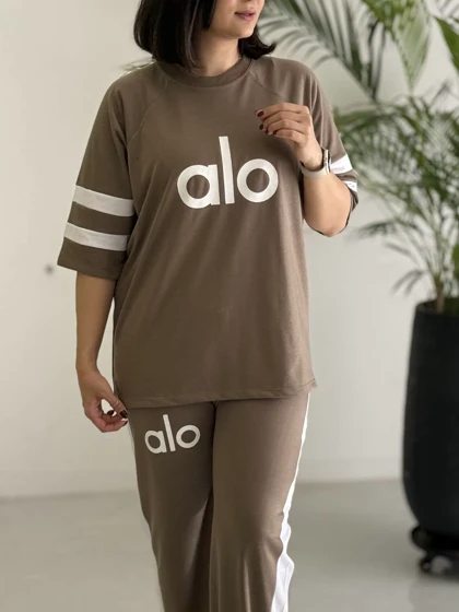 تیشرت و شلوار وانگ