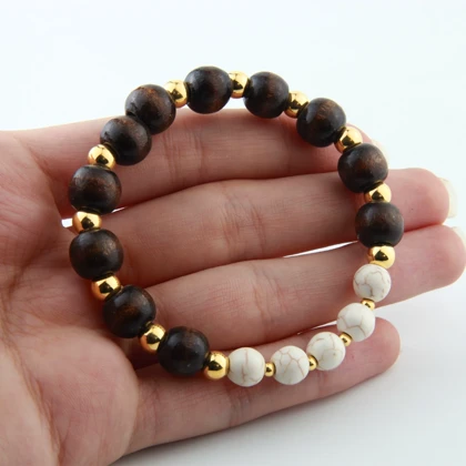 دستبند زنانه چوبی مدل گوی دار