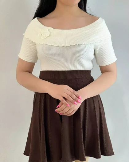 بلوز بافت یقه قایقی تک گل کد 5479