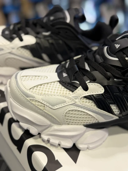 کتانی مردانه رانر آدیداس سفید مشکی