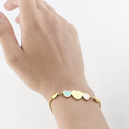 دستبند زنانه قلبی