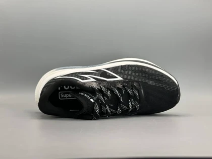 کتانی نیوبالانس سوپرکومپ ترینر مشکی سفید/New Balance trainer