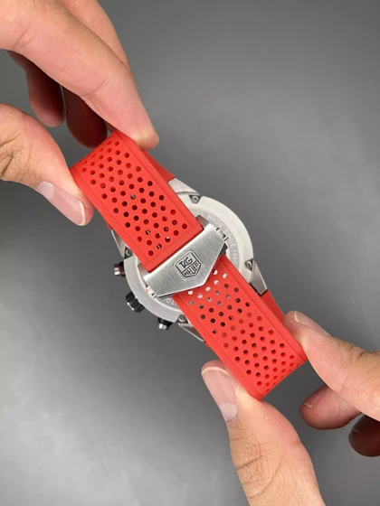 ساعت مچی تگ هویر کورنوگراف اسکلتون بند رابر قرمز Tag Heuer