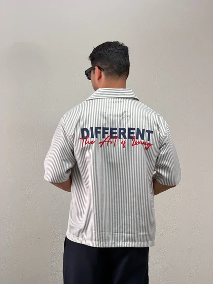 پیراهن مردانه راه راه باکسیDIFFERENT