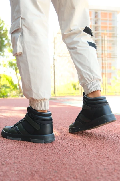 بوت و نیم بوت مردانه riccon