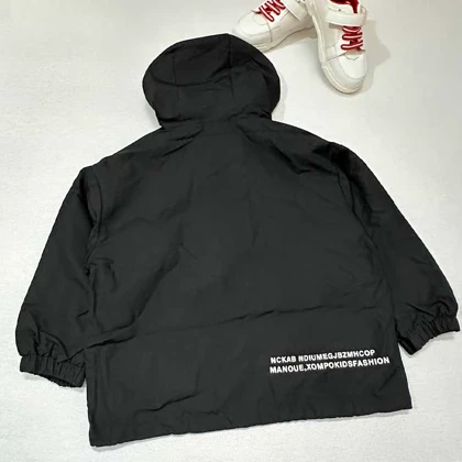 سویشرت بچه گانه آستردار مشکی طرح بارانی