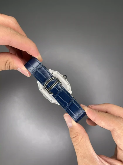 ساعت مچی کارتیه کورنوگراف بند چرمی سرمه ای Cariter