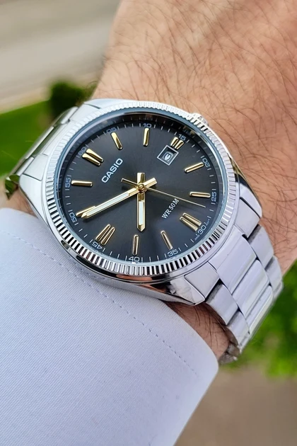 ساعت مردانه اورجینال casio casio