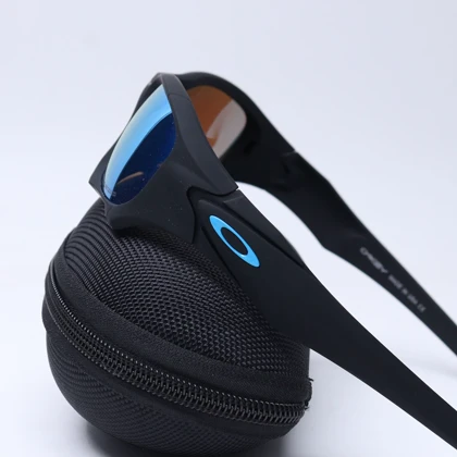 عینک برند OAKLEY کد 181421