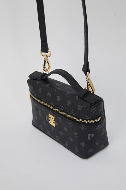 کیف دوشی زنانه اورجینال pierre-cardin pierre-cardin