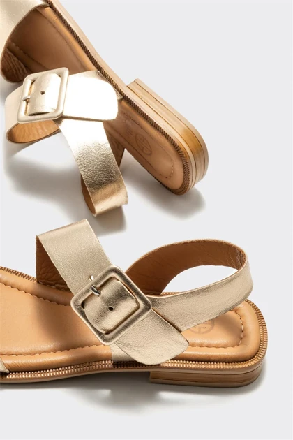 صندل زنانه اله elle