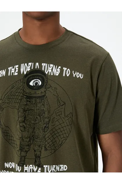 یقه خدمه آستین کوتاه تیشرت چاپ شعار TYC69080BAFEBB2761