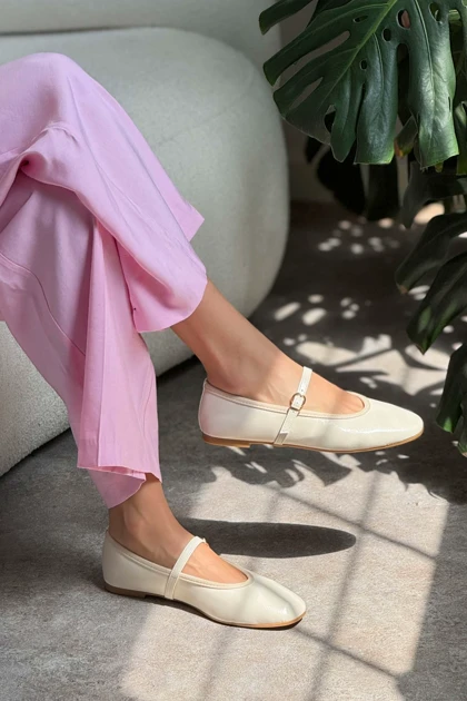 کالج زنانه اورجینال نیشانتاشی شوز nisantasi-shoes