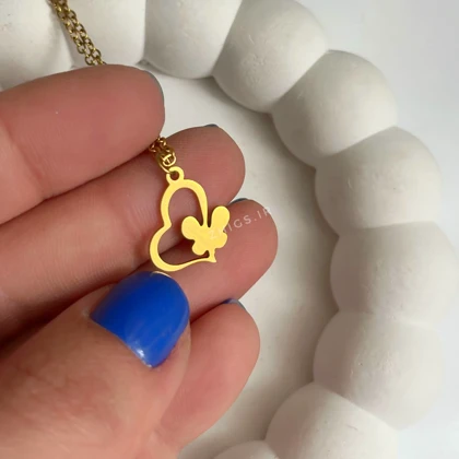 گردنبند مینیمال طلایی پروانه و قلب