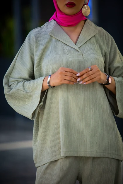 مانتو شلوار لونا یقه برگردان