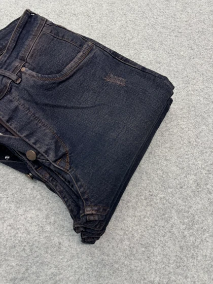 شلوار جین راسته مردانه رنگ نوک مدادی مخصوص افراد کلاسیک پوش / بدون زاپ