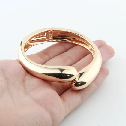 دستبند زنانه طرح بنگل مدل دولاینی