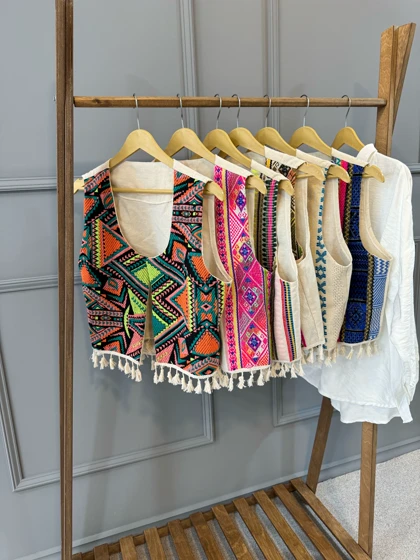 ست وست و شومیز هنریش