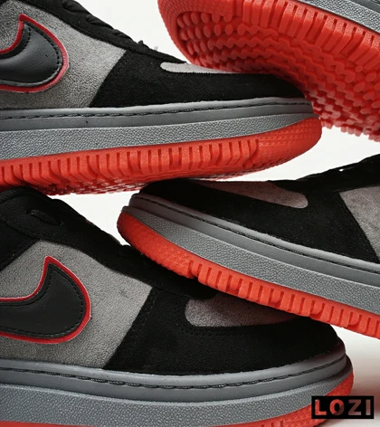 کفش کتانی بزرگ پا طوسی قرمز مشکی نایک NIKE AIR FORCE