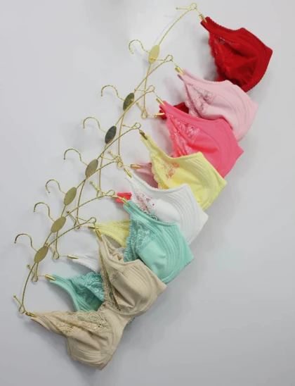 سوتین فرم دهنده اما EMA