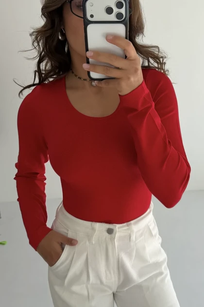 بادی زنانه یقه گرد red