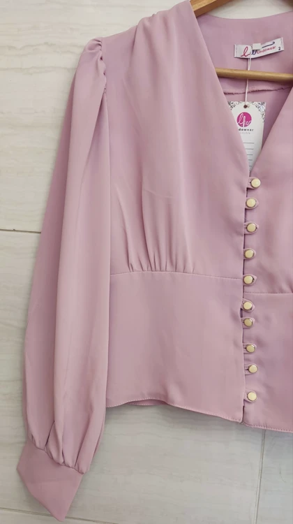 شومیز کراپ پر دکمه