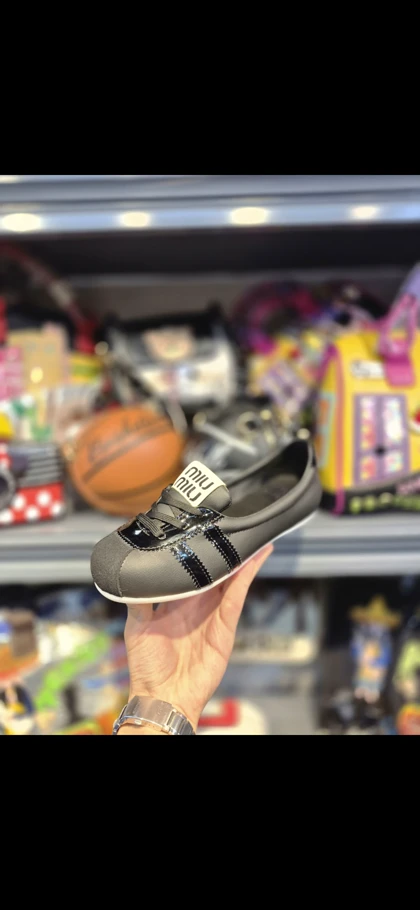 1120 ونس زنانه رویه کوتاه بندی ادیداس adidas