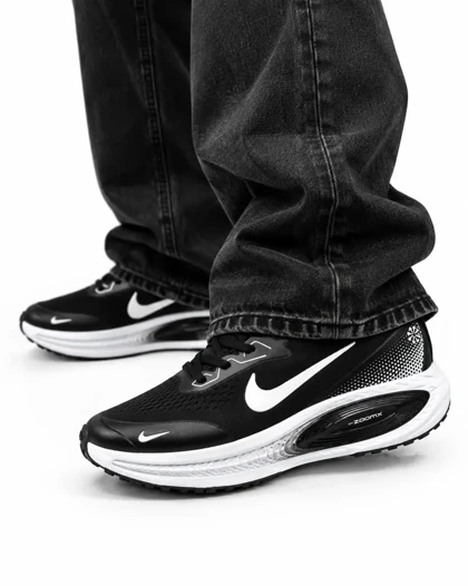 کفش کتانی مردانه مدل رانینگ نایکی زوم ایکس مشکی سفید NIKE ZOOM X
