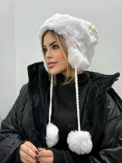کلاه منگوله‌دار کریسمسی