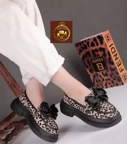 ونس کالج زنانه عروسکی پلنگی