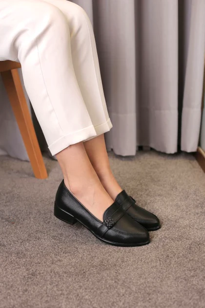 کفش طبی زنانه گیسو