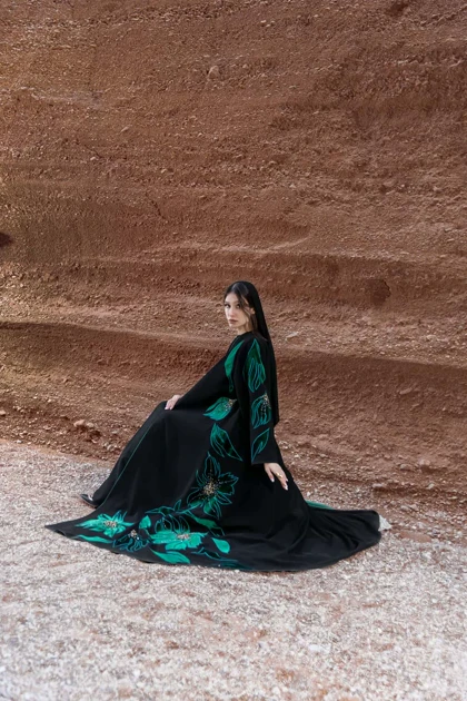 عبا وسیمه سبز