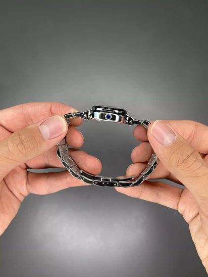 ساعت مچی لونژین سیلور صفحه سفید اعداد یونانی Longines