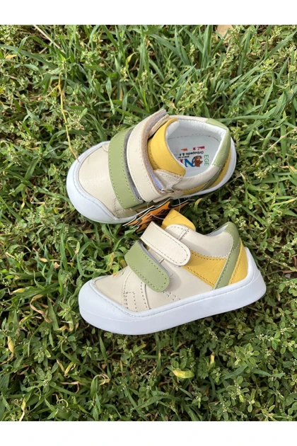 کفش های روزمره بچگانه nino-bebe