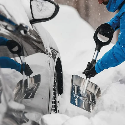 بیل برف FISKARS SNOW LIGHT CAR