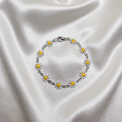 دستبند گل بابونه استیل نقره ای