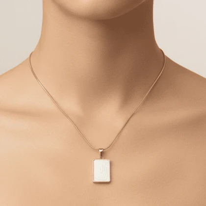 گردنبند دخترانه مدل مستطیل آبرنگی