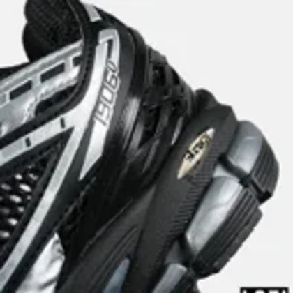 کفش کتانی مردانه و زنانه مشکی سفید New Balance 1906R مدل 7545