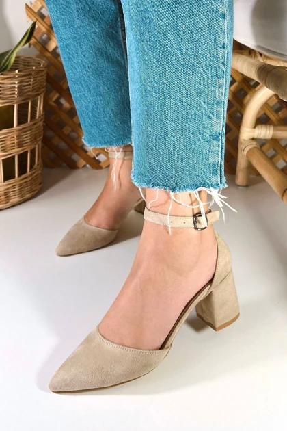 کفش پاشنه‌بلند کلاسیک زنانه polka-store polka-store