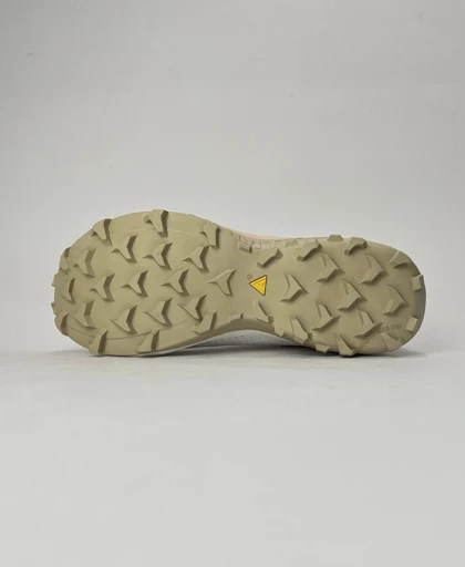 کفش پیاده روی هامتو سفید صورتی