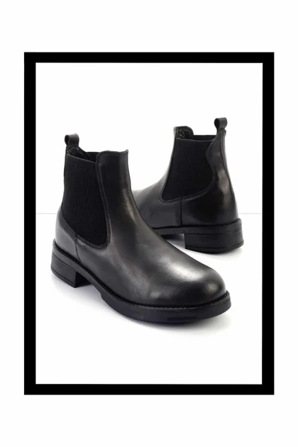 بوت و نیم بوت زنانه بامبی bambi