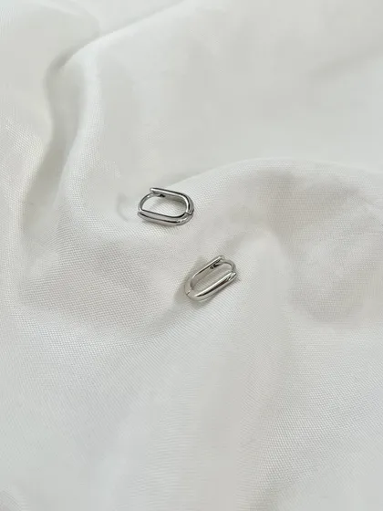 گوشواره خطی ظریف