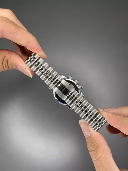 ساعت مچی سیتیزن کورنوگراف سیلور صفحه مشکی Citizen