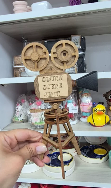 دوربین سینماتوگراف دکوری چوبی